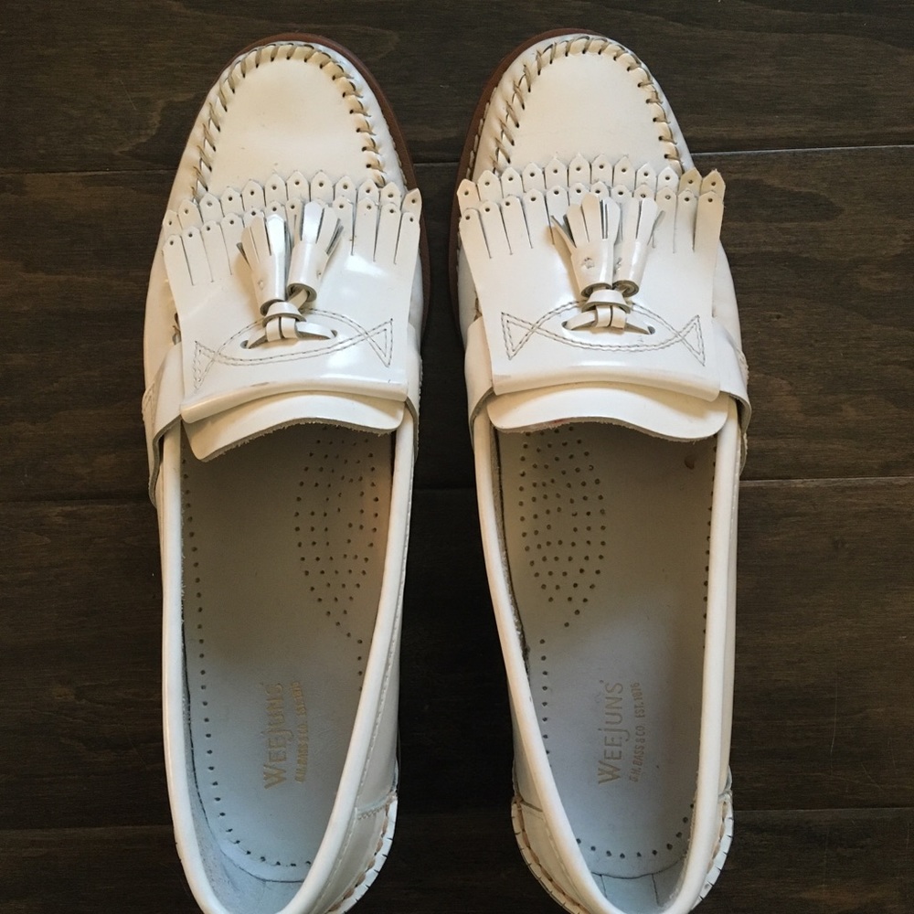 Weejuns Elspeth Kiltie white loafers tassel leather